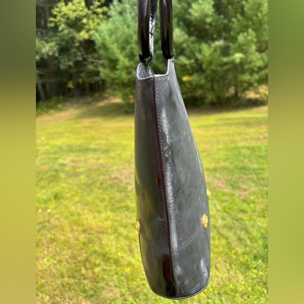 Black Leather Circle-Handle Women’s Bag - Picture 10 of 13